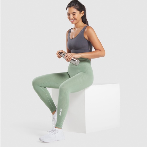 Gymshark Power Down leggings - Picture 3 of 5